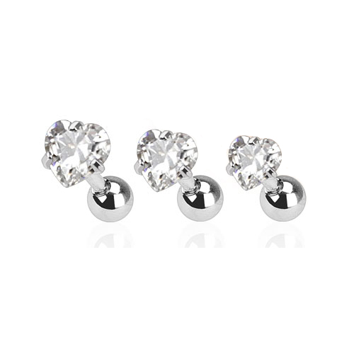 Set oorpiercings met steen in de vorm van een hart